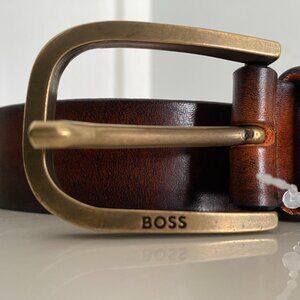 Brand new Italian made BOSS leather belt - Size 38
